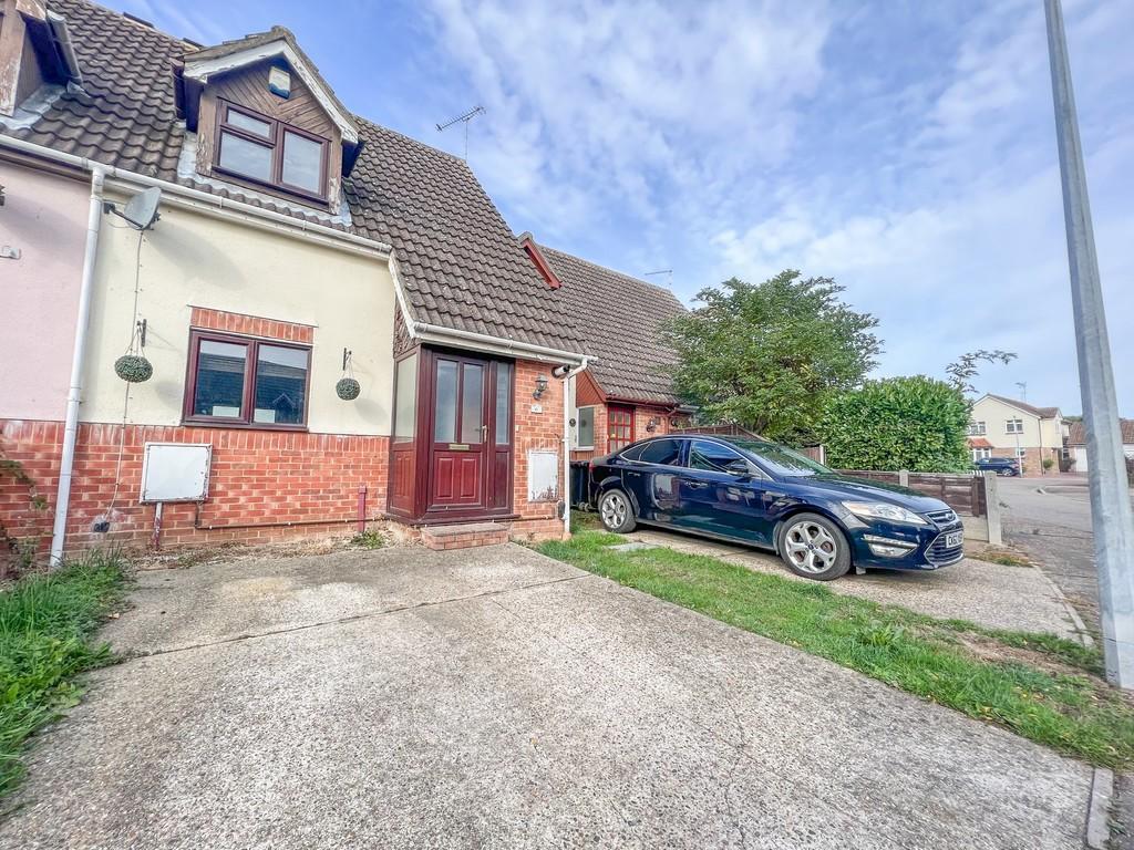 Allerton Close, Rochford 2 bed terraced house for sale £300,000