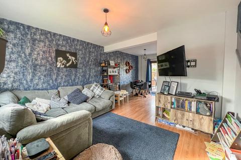 6 Allerton Close, Rochford, SS4 3AR