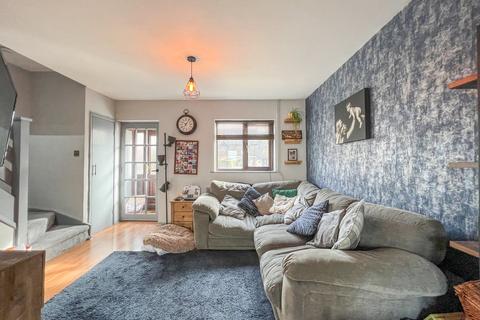 6 Allerton Close, Rochford, SS4 3AR