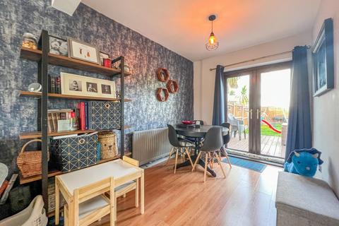 6 Allerton Close, Rochford, SS4 3AR