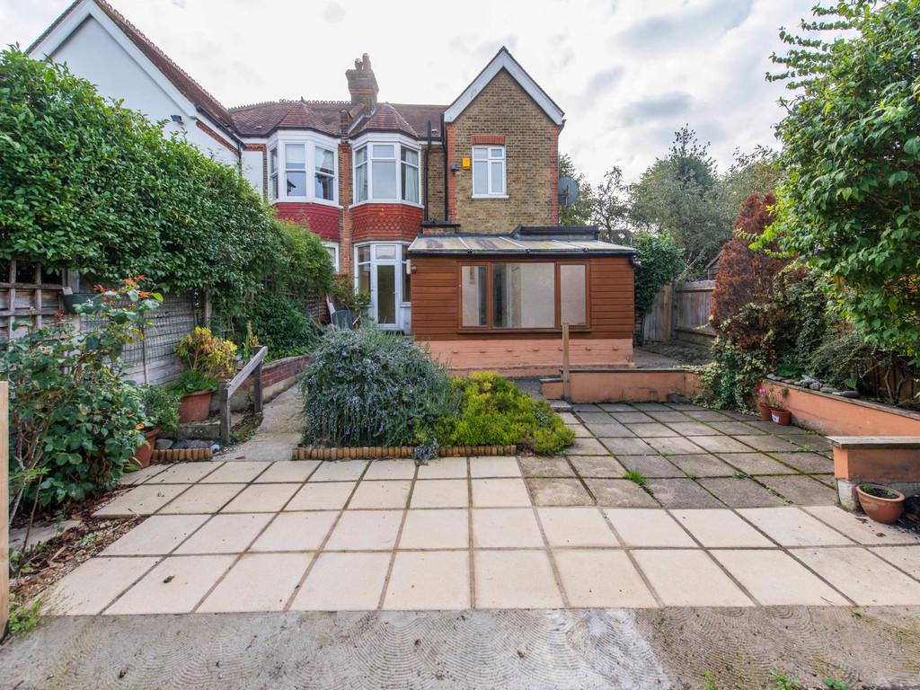 Blenheim Gardens, South Wallington 4 bed semidetached house £675,000