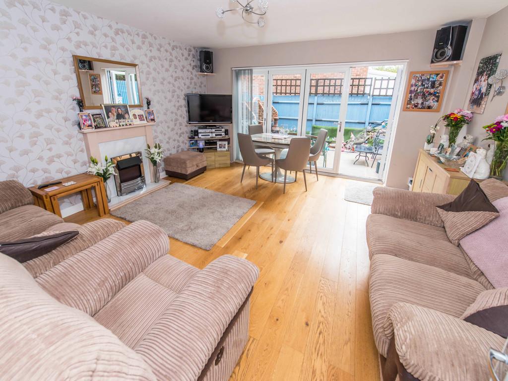 Carew Road, Wallington 3 bed terraced house £455,000
