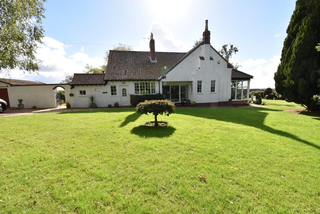 Sandy Bank, Northallerton 4 bed detached bungalow £895,000