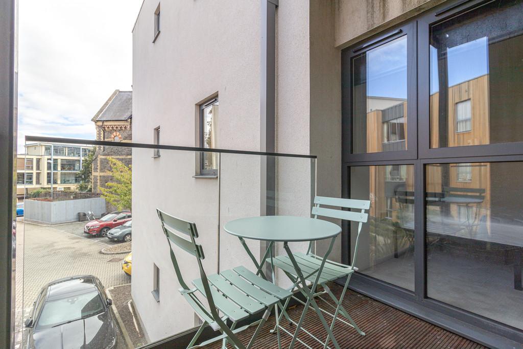 The Lindens, Romilly Crescent, Pontcanna 1 bed apartment £995 pcm (£230 pw)