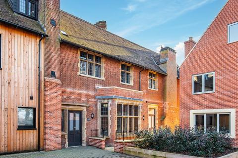 3 bedroom townhouse for sale, Incomparable Location within Drayton, Norwich