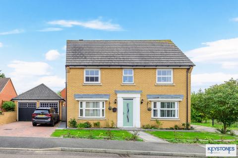 21 Litten Close, Collier Row, Romford, RM5 2LG
