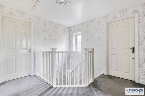 21 Litten Close, Collier Row, Romford, RM5 2LG