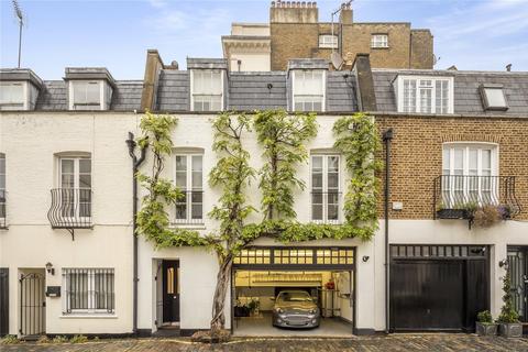 26 Hyde Park Gardens Mews, London, W2 2NX