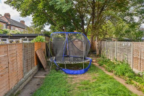 11 Kitchener Road, London, E17 4LJ