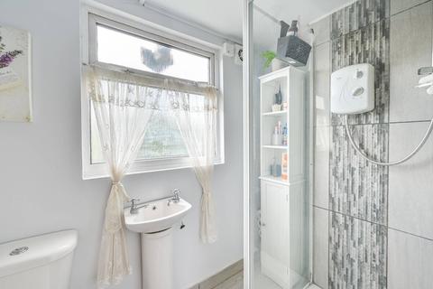 11 Kitchener Road, London, E17 4LJ