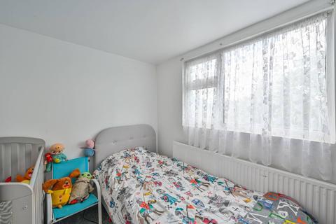 11 Kitchener Road, London, E17 4LJ