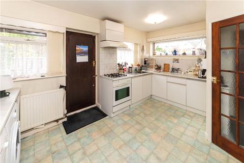 7 Manor Park, Bradford, BD8 0LY