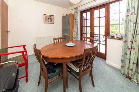 7 Manor Park, Bradford, BD8 0LY