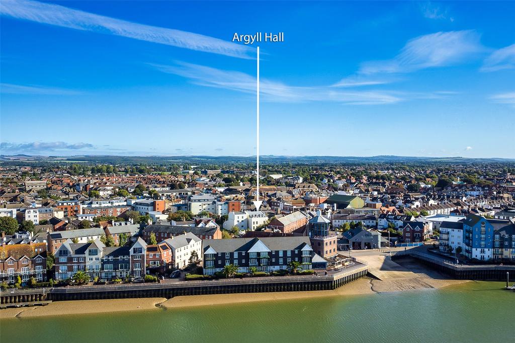 River Road, Littlehampton, West... 3 bed apartment £350,000