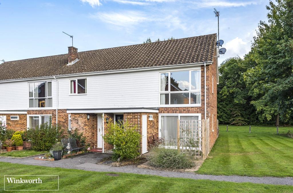 Neville Close, Basingstoke, Hampshire, RG21 2 bed £285,000
