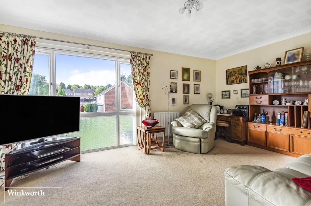 Neville Close, Basingstoke, Hampshire, RG21 2 bed £285,000