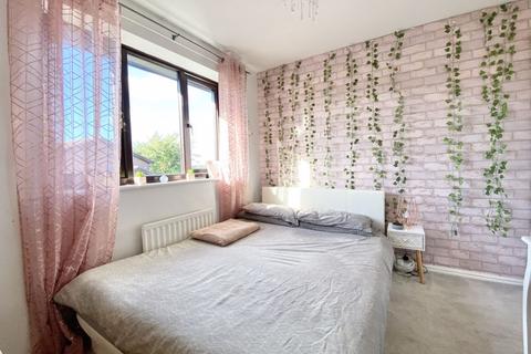 21 Avon, Hockley, Tamworth, B77 5QA