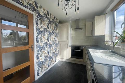 28 The Larches, Luton, LU2 7PX