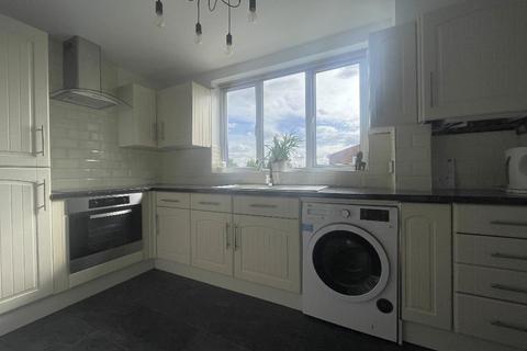 28 The Larches, Luton, LU2 7PX