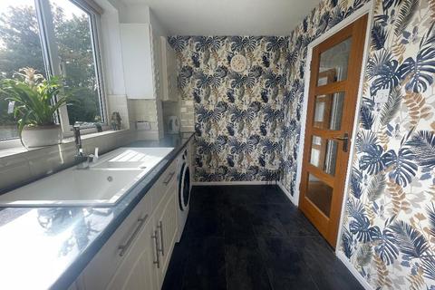28 The Larches, Luton, LU2 7PX