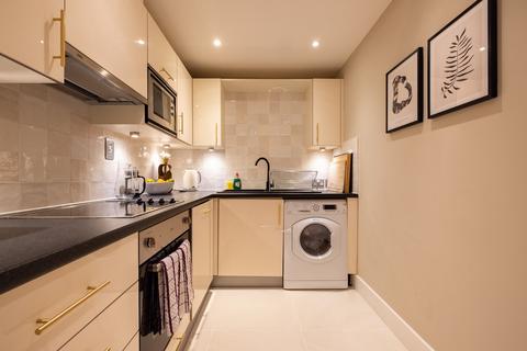 2 bedroom apartment to rent - Graham Street, London, N1