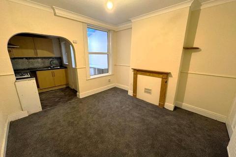 4 bedroom terraced house to rent, The Grove, Sherwood, Nottingham, NG5 2LJ