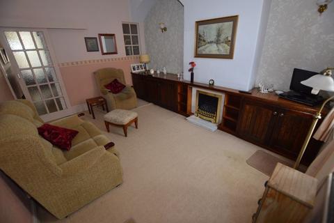 2 bedroom end of terrace house for sale - Ramsden Road, Wardle OL12 9NT