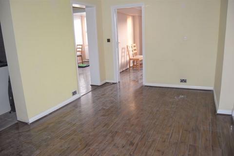 2 bedroom apartment for sale, Carisbrooke High Street, Newport