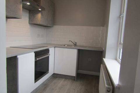 2 bedroom flat to rent, Crewe Place, Edinburgh, EH5 2LN