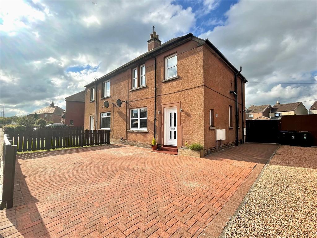 6 Emslie Drive, Kinross, Kinrossshire, KY13 3 bed semidetached house