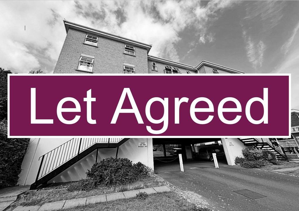Undercliff Road West, Felixstowe 1 bed apartment £695 pcm (£160 pw)