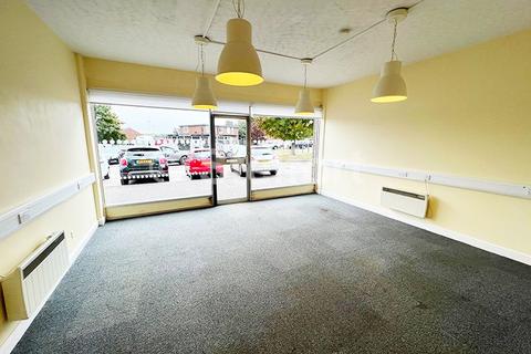 Shop to rent - Robin Way, Chelmsford, CM2