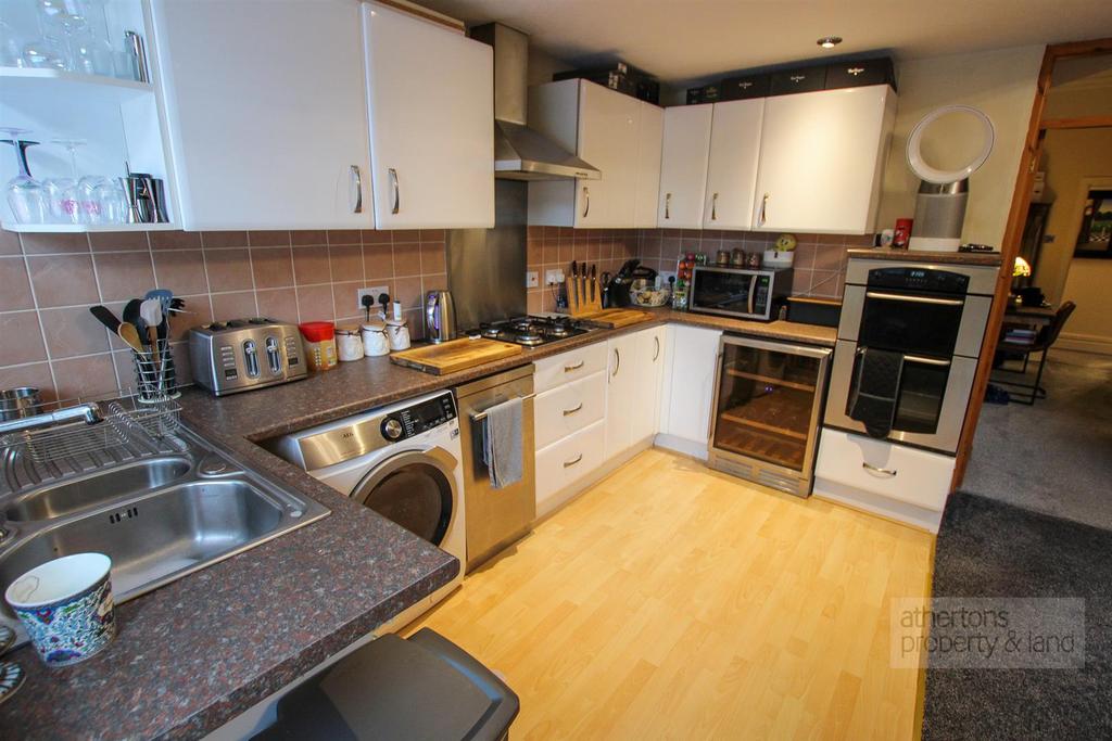 Ribchester Road, Wilpshire, Blackburn 2 bed apartment £179,950