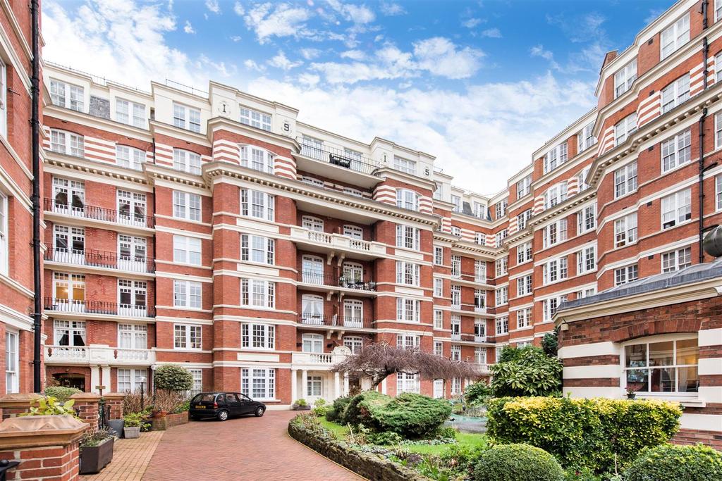 Maida Vale, Little Venice W9 2 bed apartment £2,817 pcm (£650 pw)