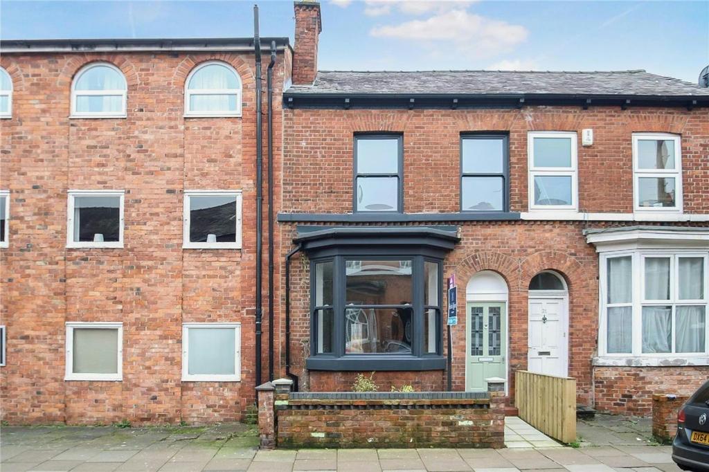 Oxford Road, Altrincham 3 bed terraced house £1,800 pcm (£415 pw)