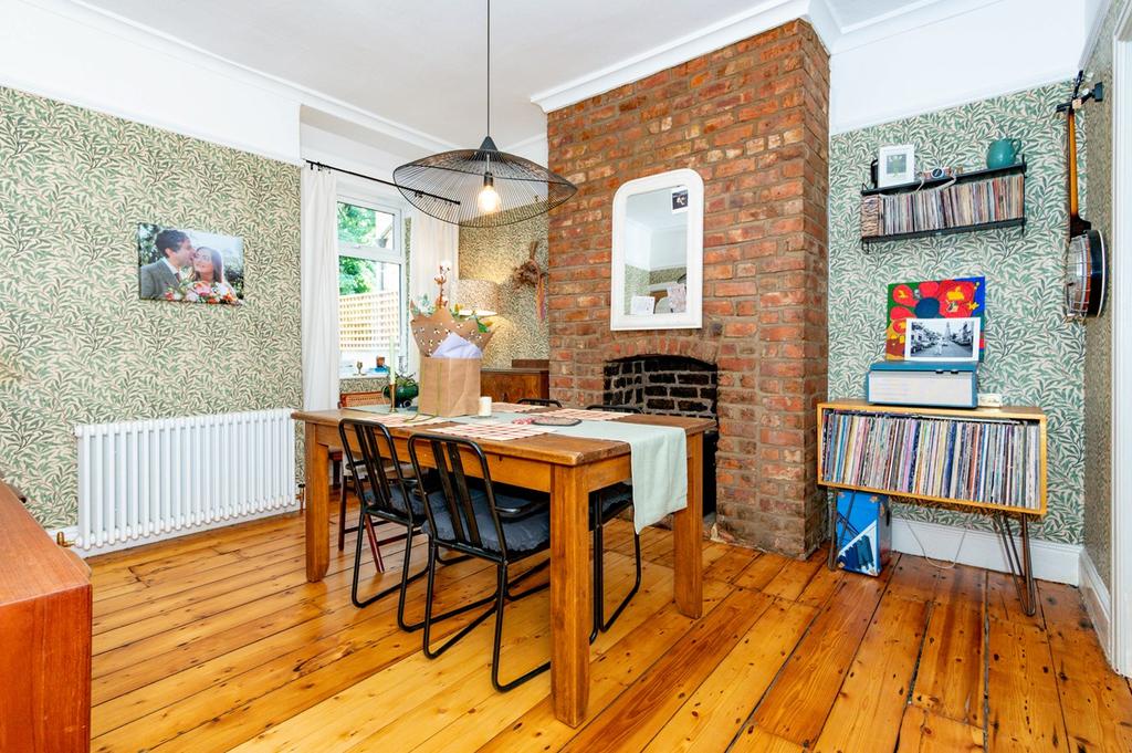 Cyprus Street, Stretford, Manchester, M32 3 bed terraced house £360,000