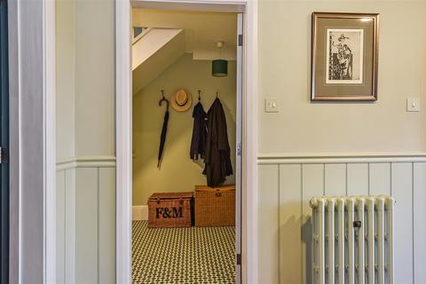 Willow Cottage Nutburn Road, North Baddesley, Southampton, SO52 9BG