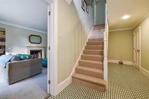 Willow Cottage Nutburn Road, North Baddesley, Southampton, SO52 9BG