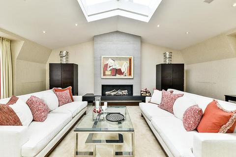 3 bedroom house for sale - Clabon Mews, Knightsbridge SW1X