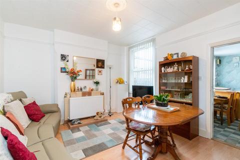 220 Bathley Street, Nottingham, NG2 2ER