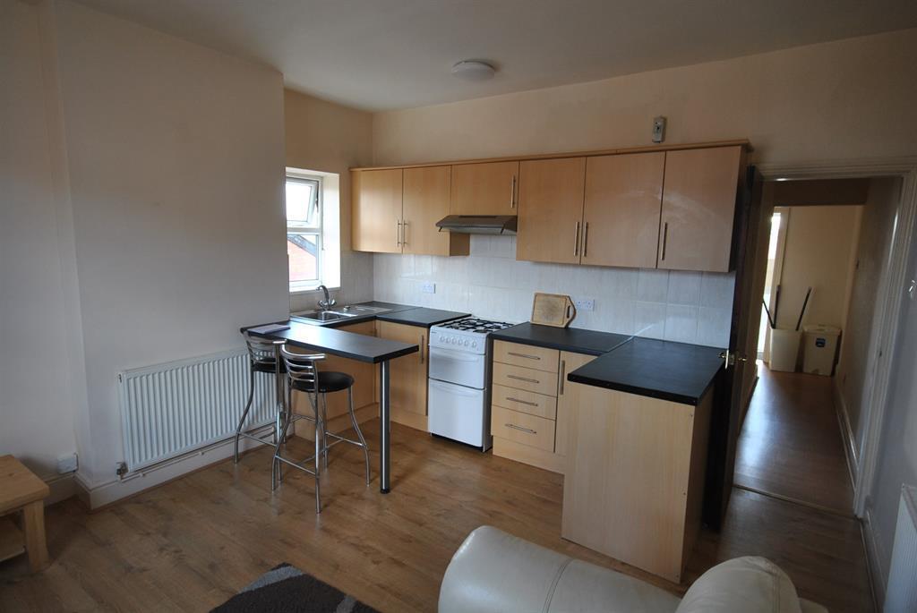 Nelson Street, Whittington Moor, Chesterfield, S41 8RP 1 bed flat £525 pcm (£121 pw)