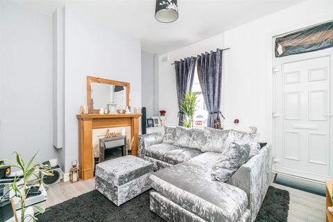 9 Bancroft Street, Nottingham, NG6 9HF