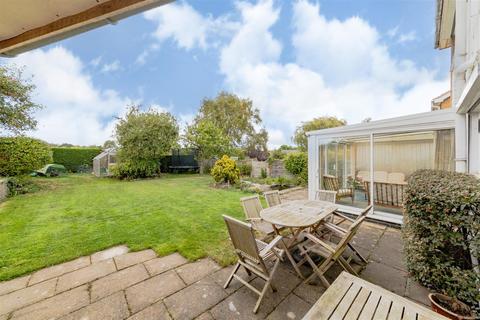 10 Barnsdale Close, Great Easton, Market Harborough, LE16 8SQ