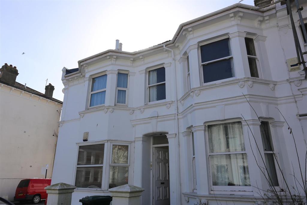 Upper Hamilton Road, Brighton 1 bed flat £1,050 pcm (£242 pw)