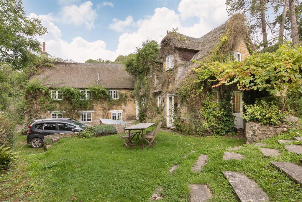 Castle Mill Farm House, Nettlecombe- fro.jpg