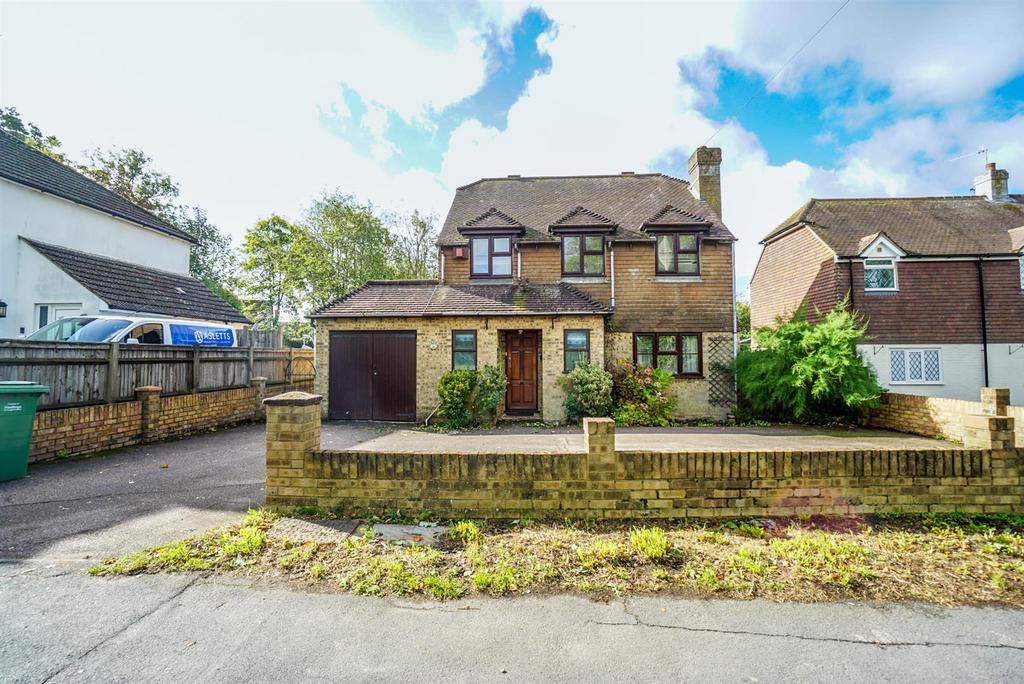 The Ridge, Hastings 4 bed detached house for sale £400,000