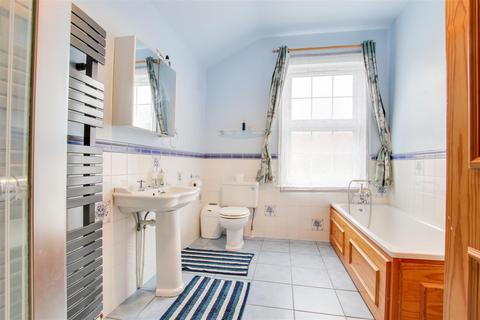12 Mafeking Road, Enfield, EN1 3SS