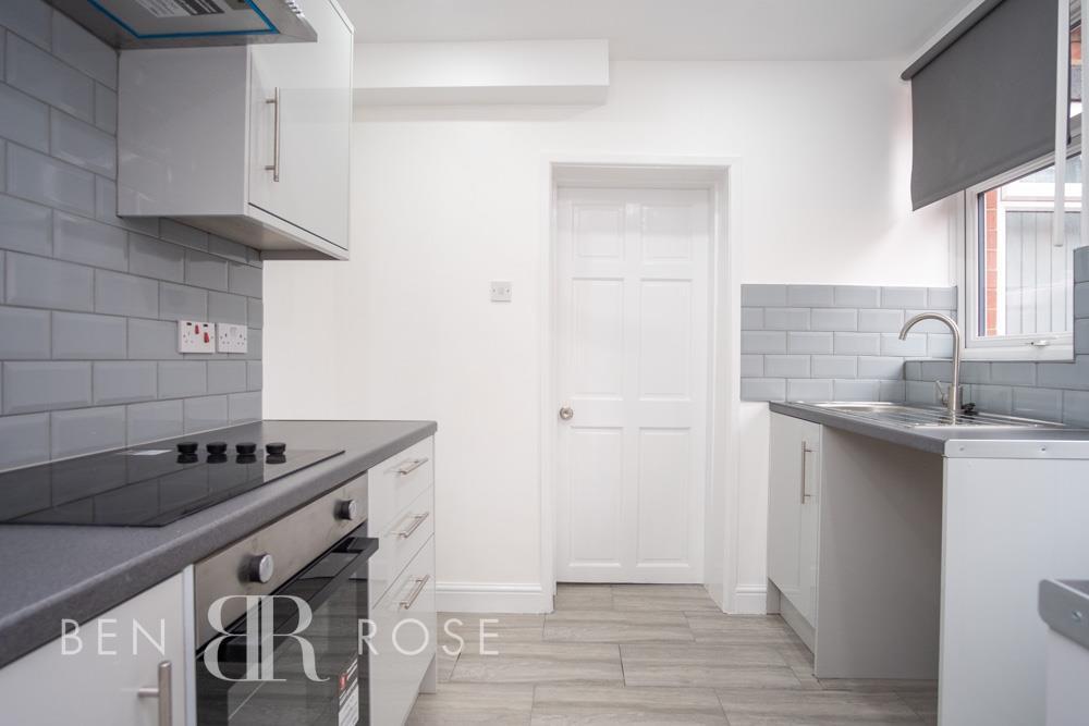 Blackstone Road, Chorley 3 bed house £750 pcm (£173 pw)