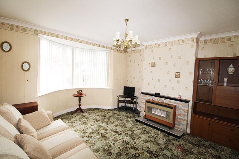 Crabourne Road, Dudley 2 bed semidetached house £170,000