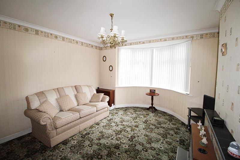 Crabourne Road, Dudley 2 bed semidetached house £170,000